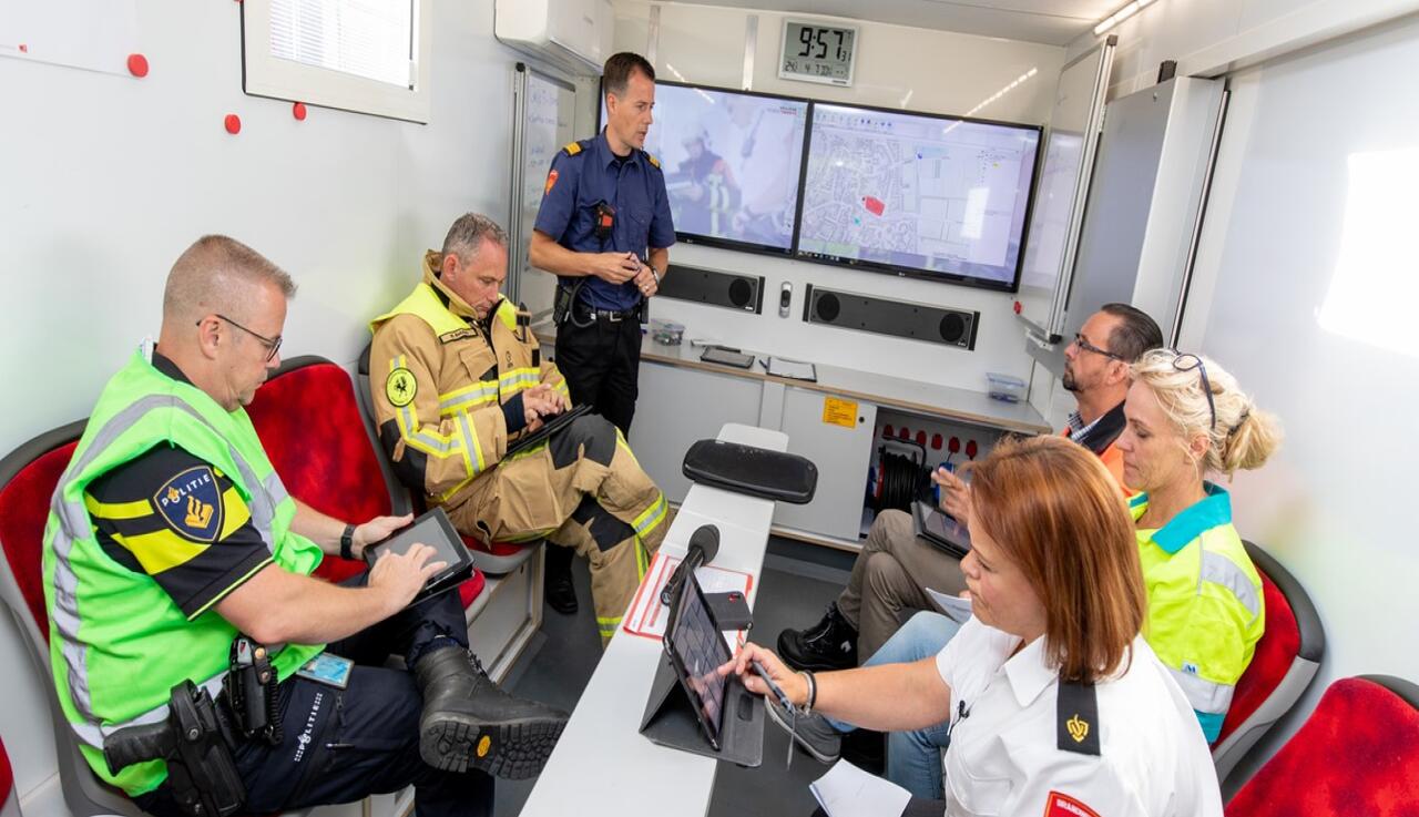 Crisisoverleg veiligheidsregio